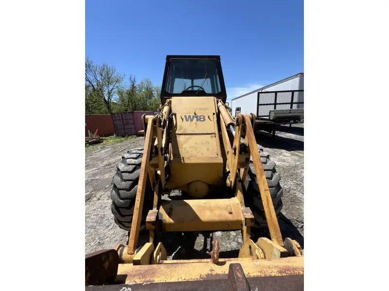 1981 CASE W18