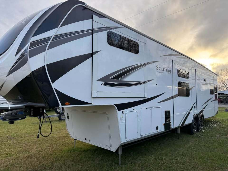 2024 Grand Design SOLITUDE 378MBS in foley AL