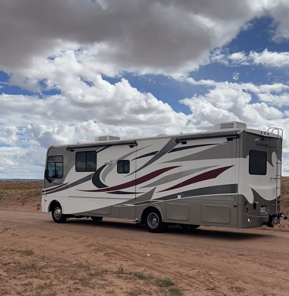 2013 Coachmen MIRADA 29DS in austin TX