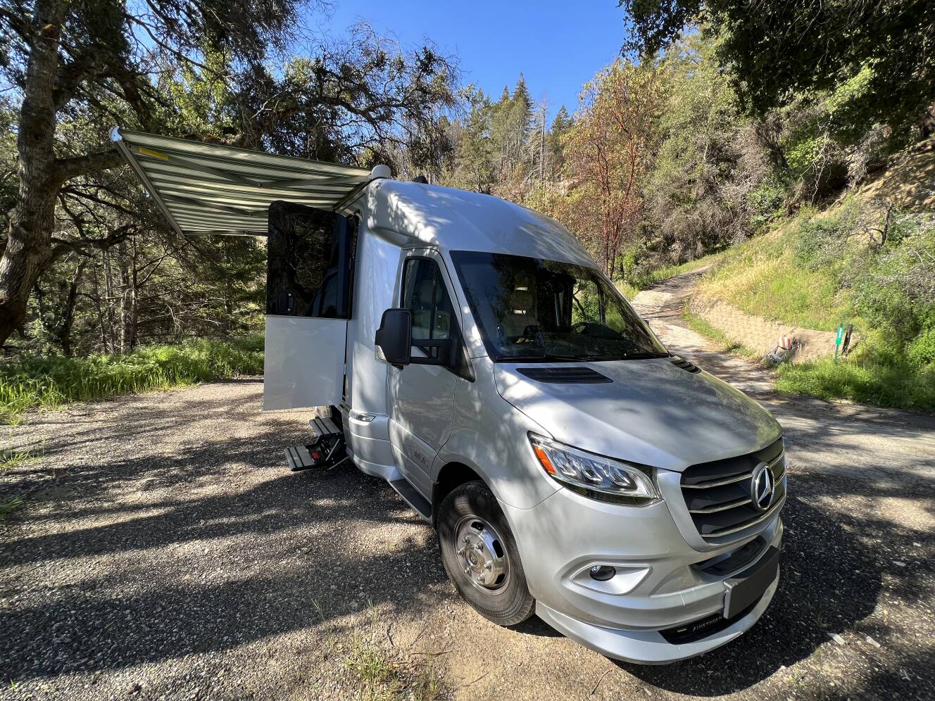 A photo of this 2020 Airstream ATLAS MURPHY SUITE TOMMY BAHAMA EDITION