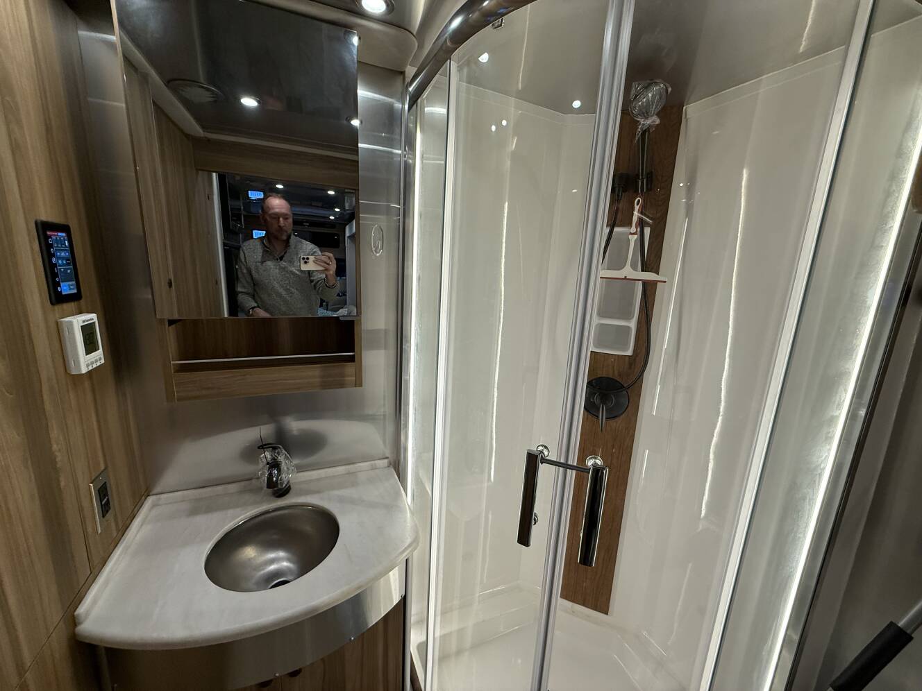 A photo of this 2020 Airstream ATLAS MURPHY SUITE TOMMY BAHAMA EDITION