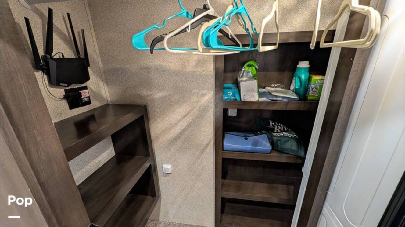 A photo of this 2019 Cedar Creek Silverback 37MBH