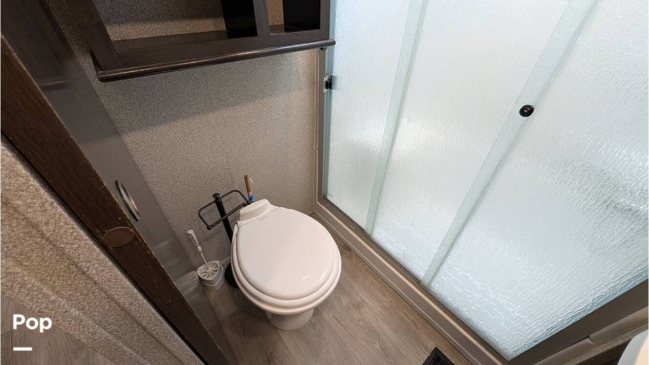 A photo of this 2019 Cedar Creek Silverback 37MBH