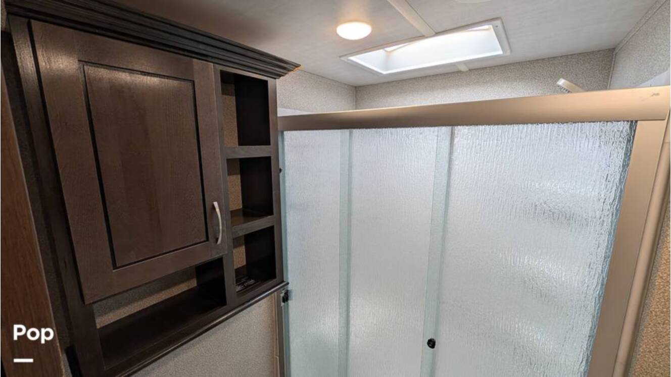 A photo of this 2019 Cedar Creek Silverback 37MBH