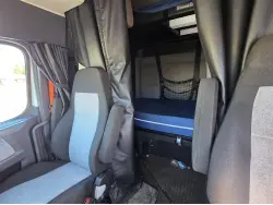 2021 FREIGHTLINER CASCADIA 126