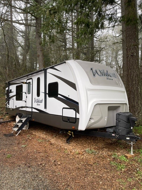 2018 Forest River WILDCAT MAXX 28RKX RV