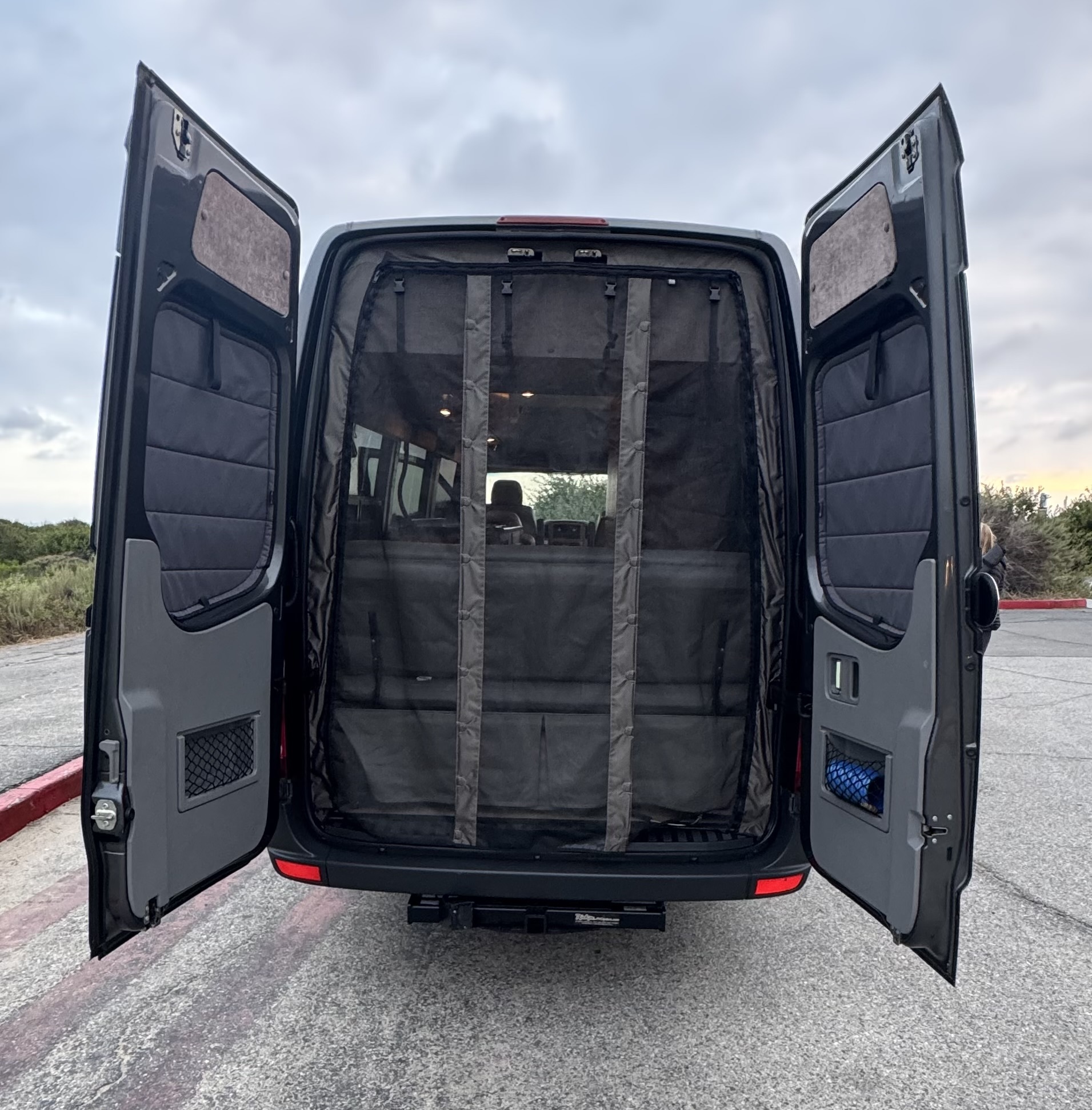2009 Winnebago ERA 170XL in newport beach CA
