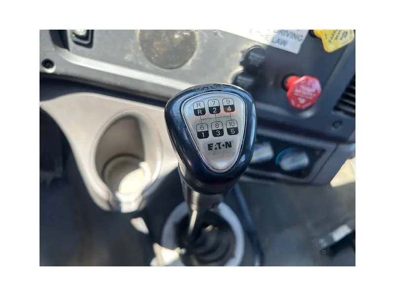2016 FREIGHTLINER BUSINESS CLASS M2 112