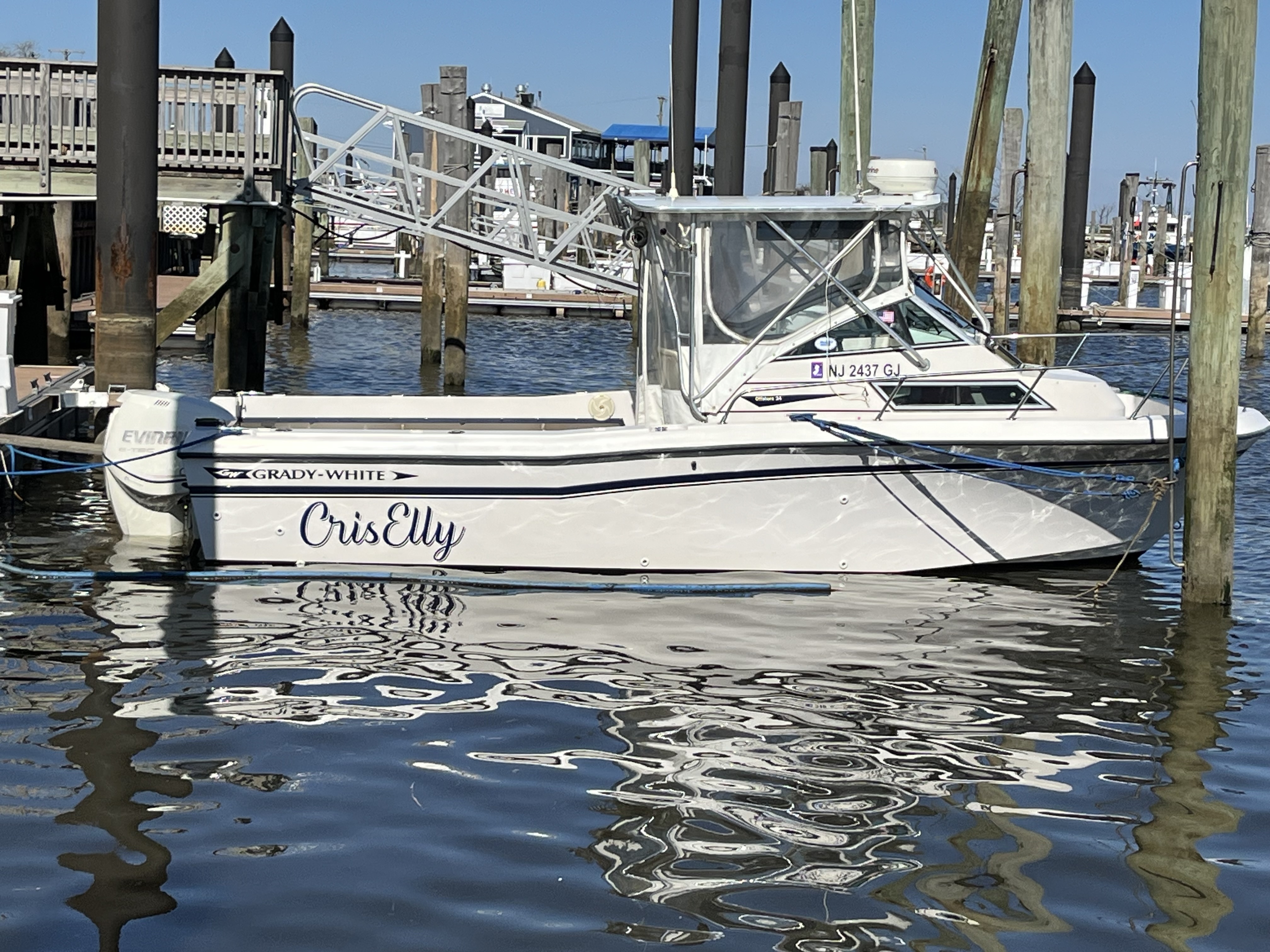 1990 Grady-White Offshore Outboard 2 Stroke boat