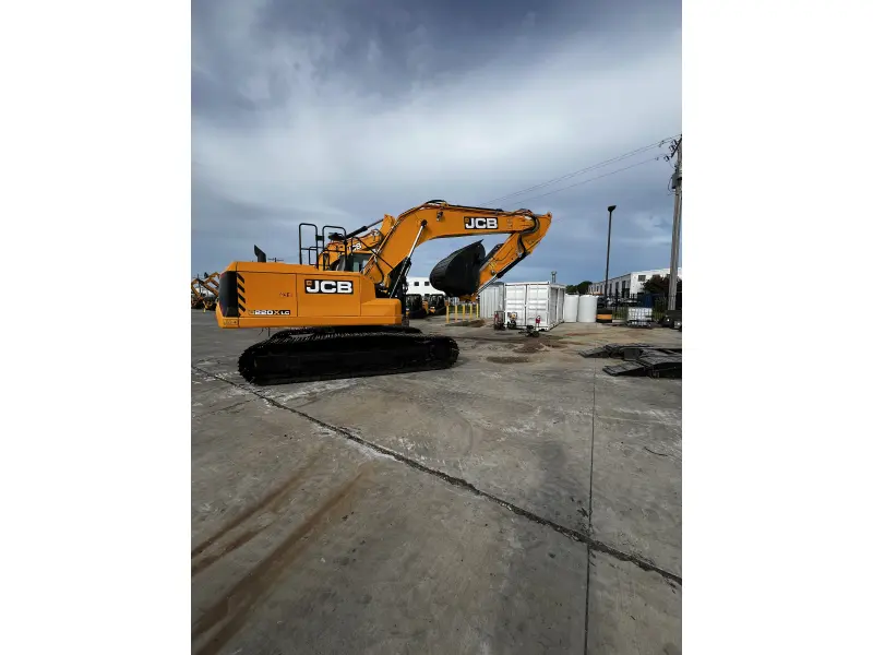2025 JCB 220X Excavator