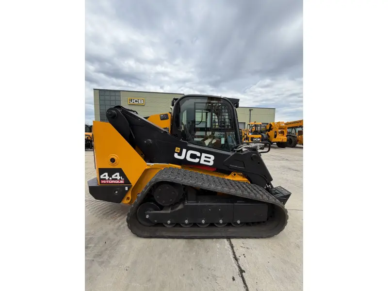 2026 JCB 400T
