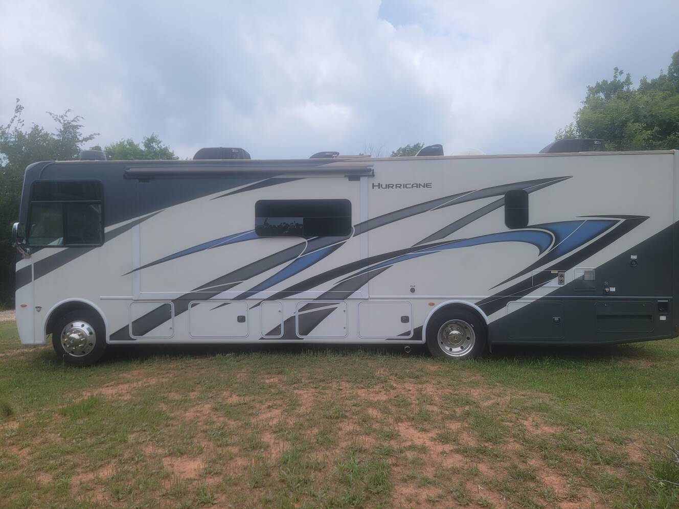 A photo of this 2022 Thor Motor Coach HURRICANE 34R