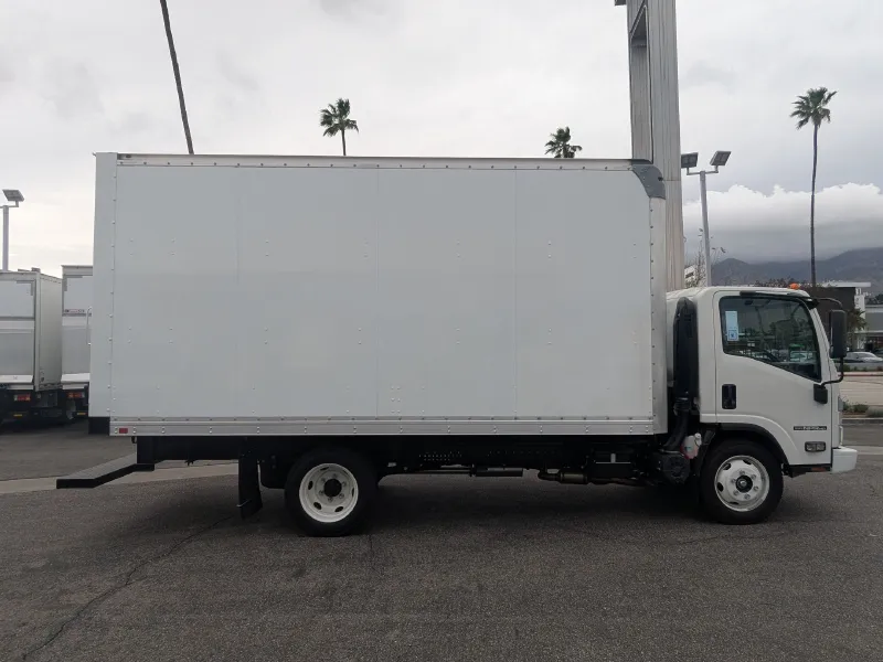 2026 Isuzu NPR-HD