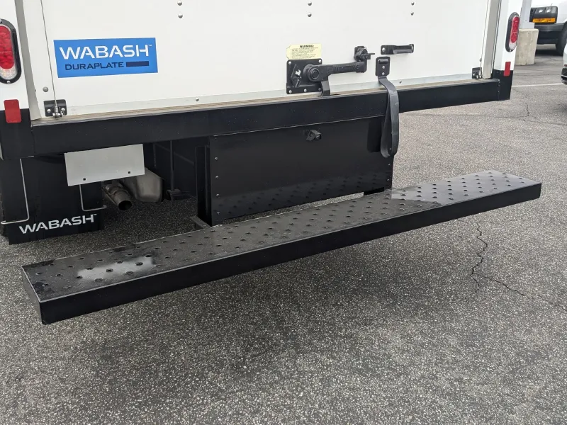 2026 Isuzu NPR-HD