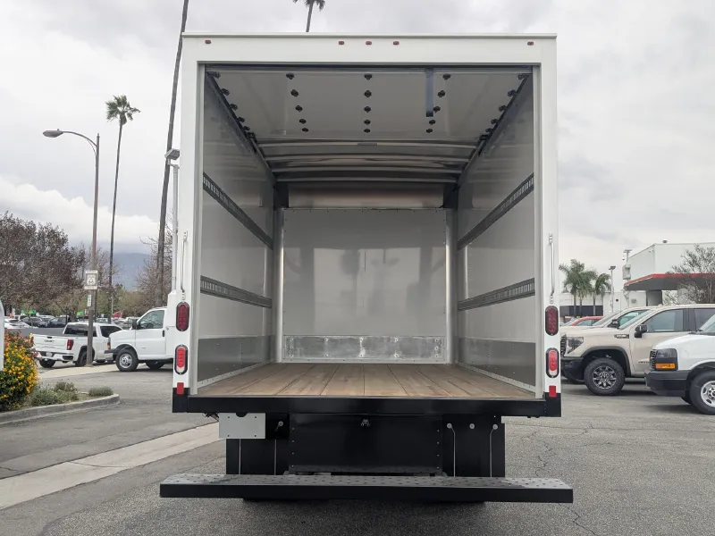 2026 Isuzu NPR-HD