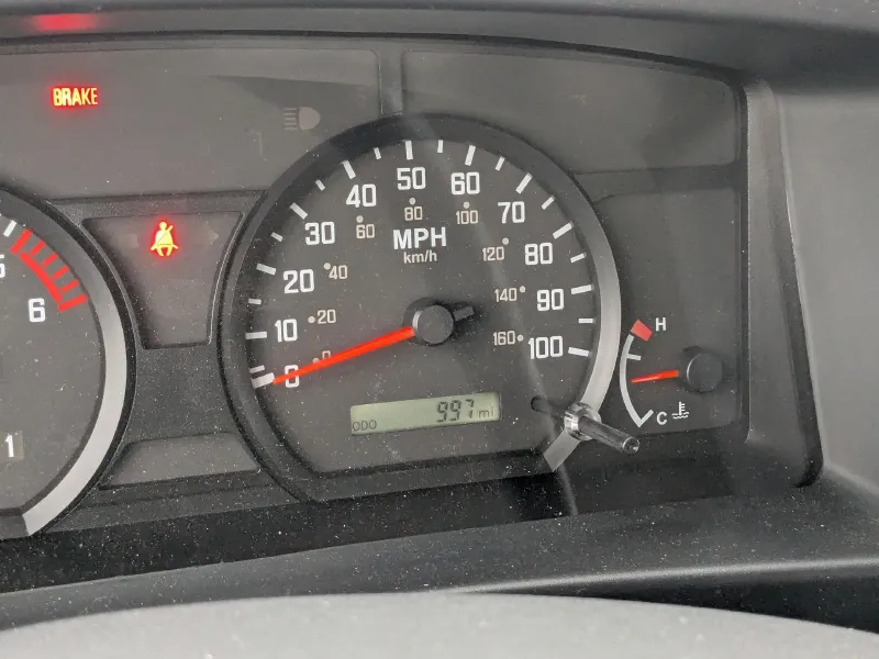 2026 Isuzu NPR-HD