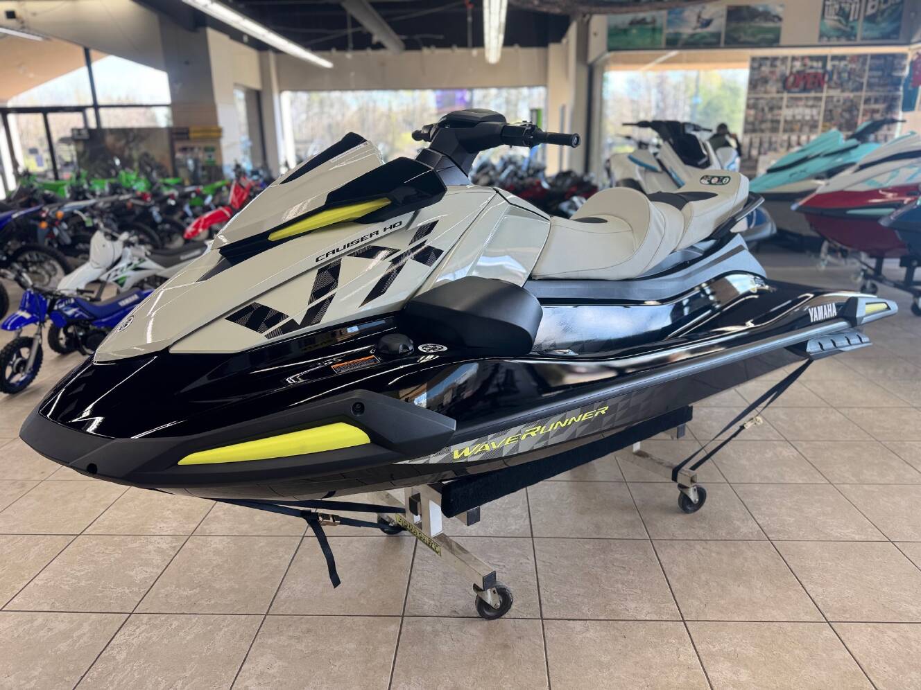 A photo of this 2026 Yamaha WAVERUNNER VX CRUISER HO W/AUDIO