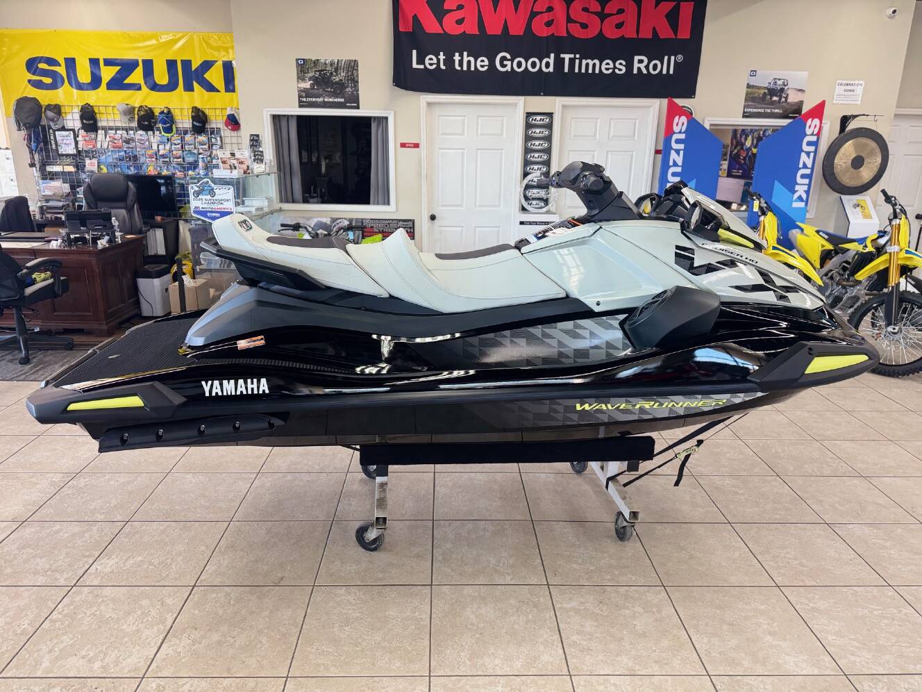 A photo of this 2026 Yamaha WAVERUNNER VX CRUISER HO W/AUDIO