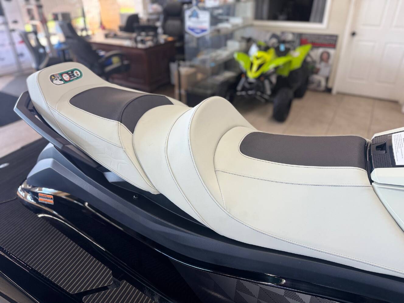 A photo of this 2026 Yamaha WAVERUNNER VX CRUISER HO W/AUDIO