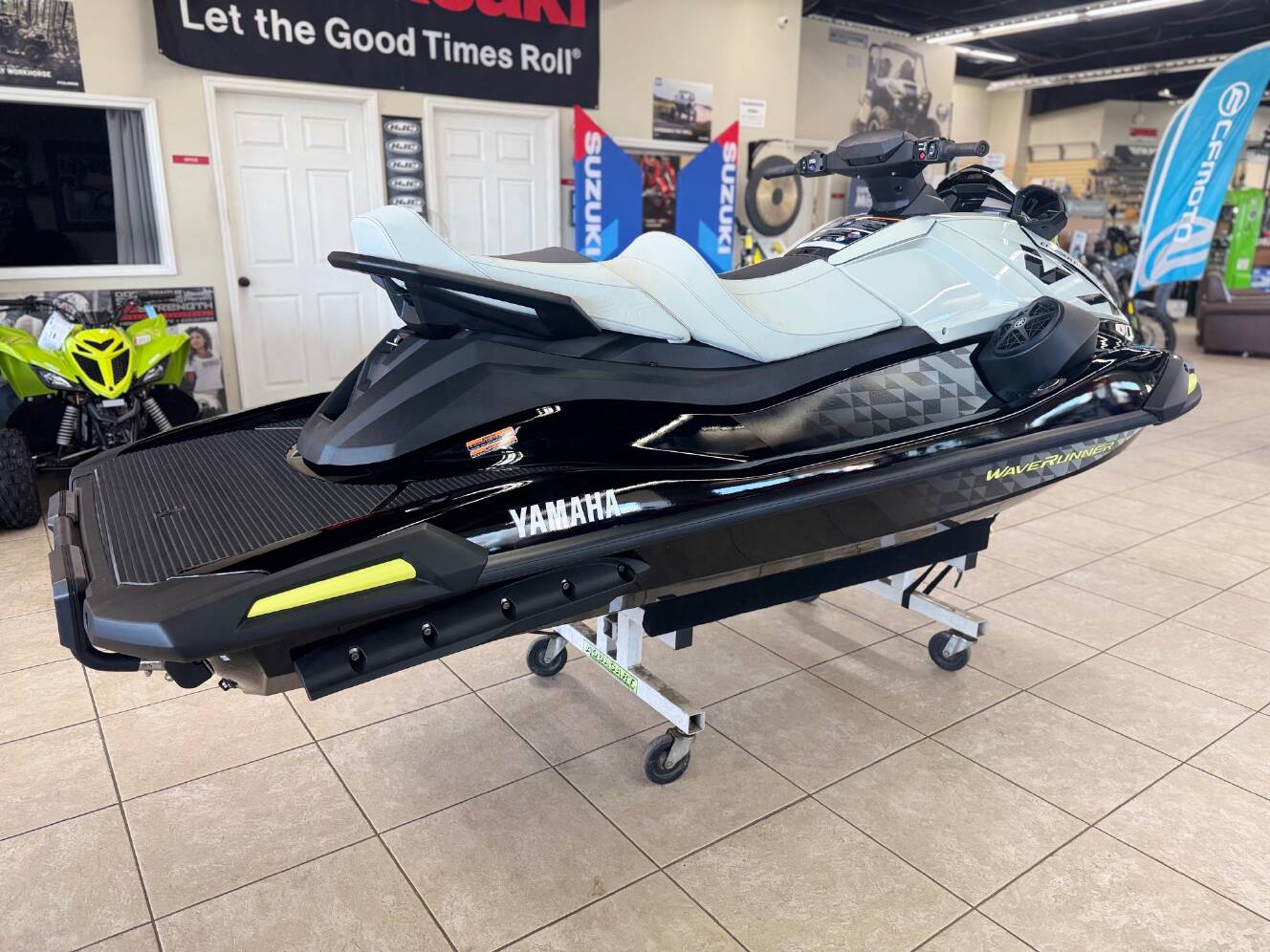 A photo of this 2026 Yamaha WAVERUNNER VX CRUISER HO W/AUDIO