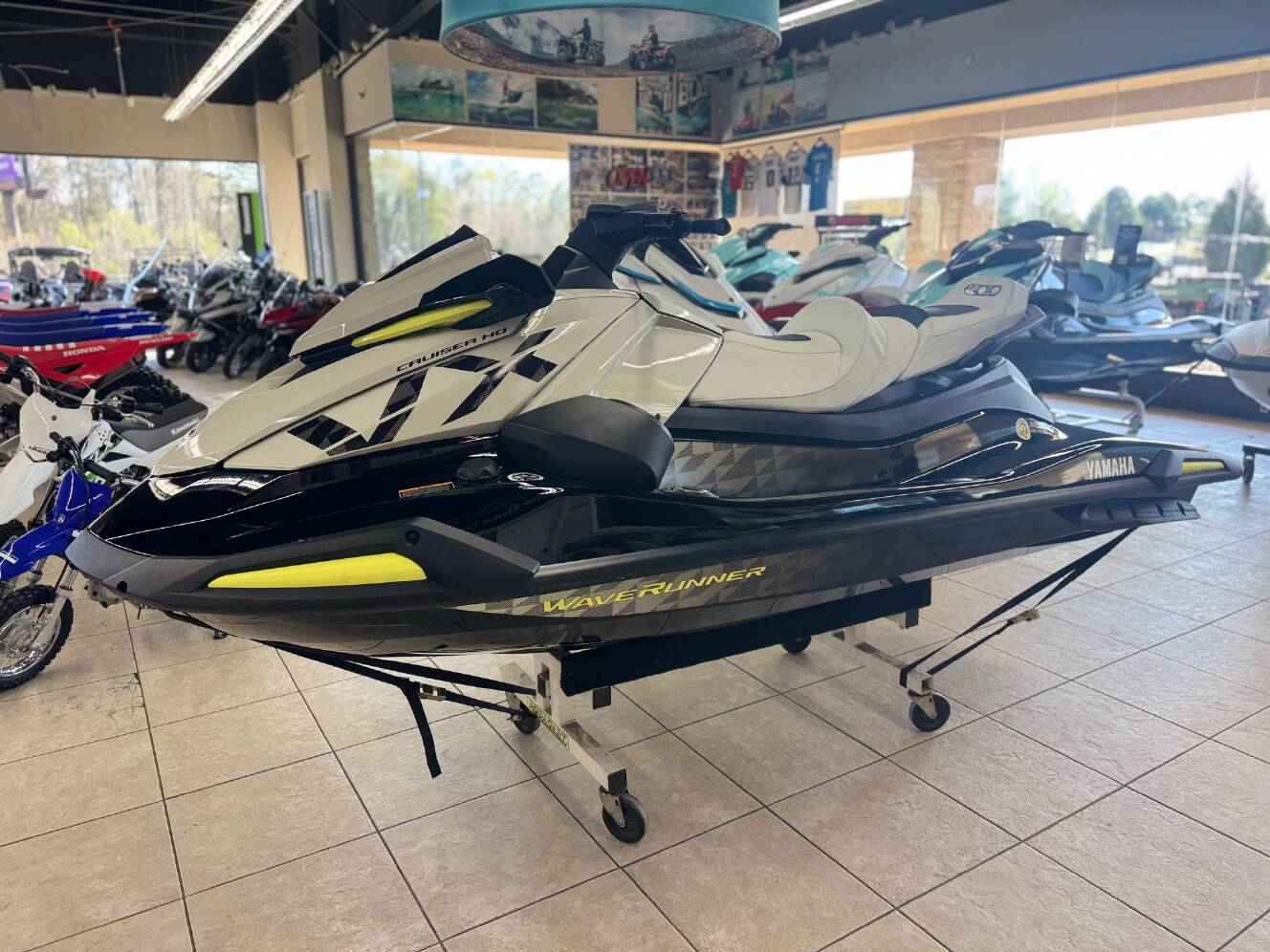 A photo of this 2026 Yamaha WAVERUNNER VX CRUISER HO W/AUDIO