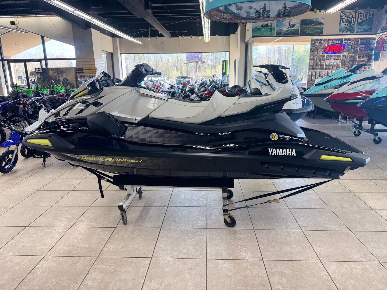A photo of this 2026 Yamaha WAVERUNNER VX CRUISER HO W/AUDIO