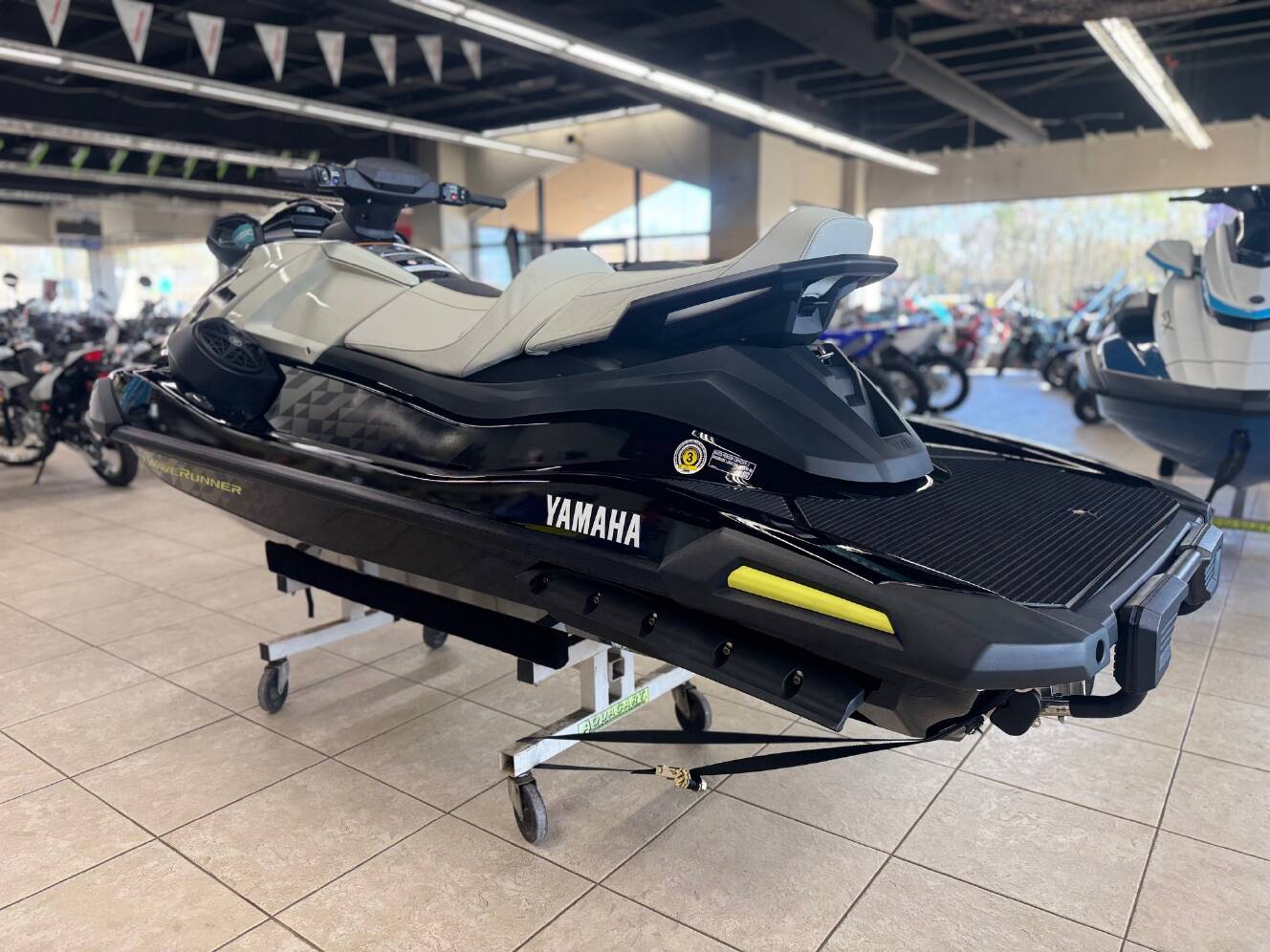 A photo of this 2026 Yamaha WAVERUNNER VX CRUISER HO W/AUDIO