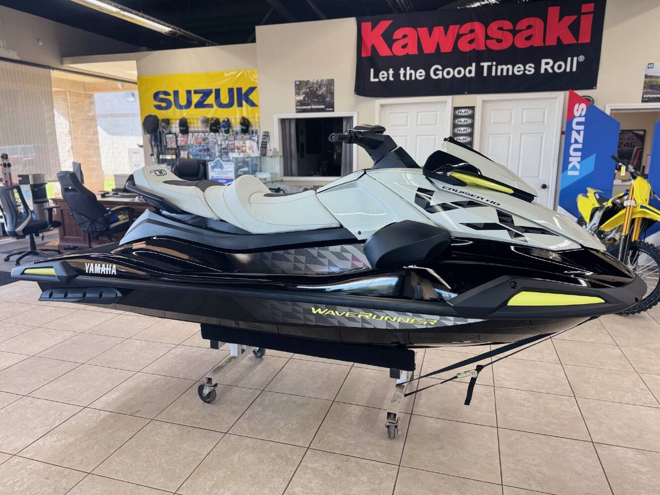A photo of this 2026 Yamaha WAVERUNNER VX CRUISER HO W/AUDIO