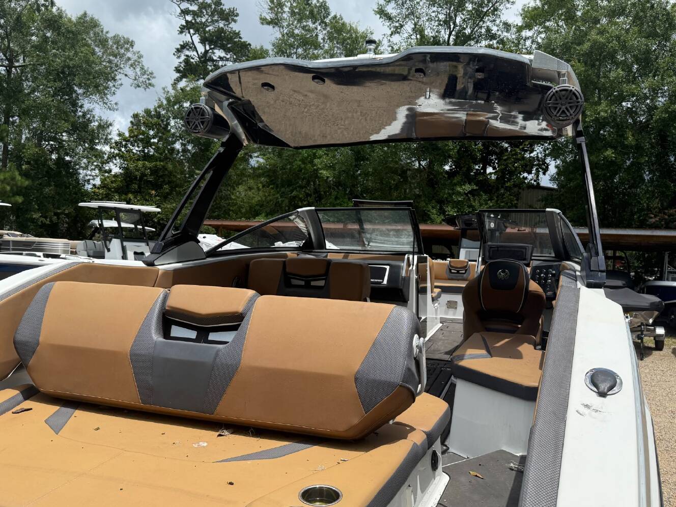 A photo of this 2021 Scarab 285 ID