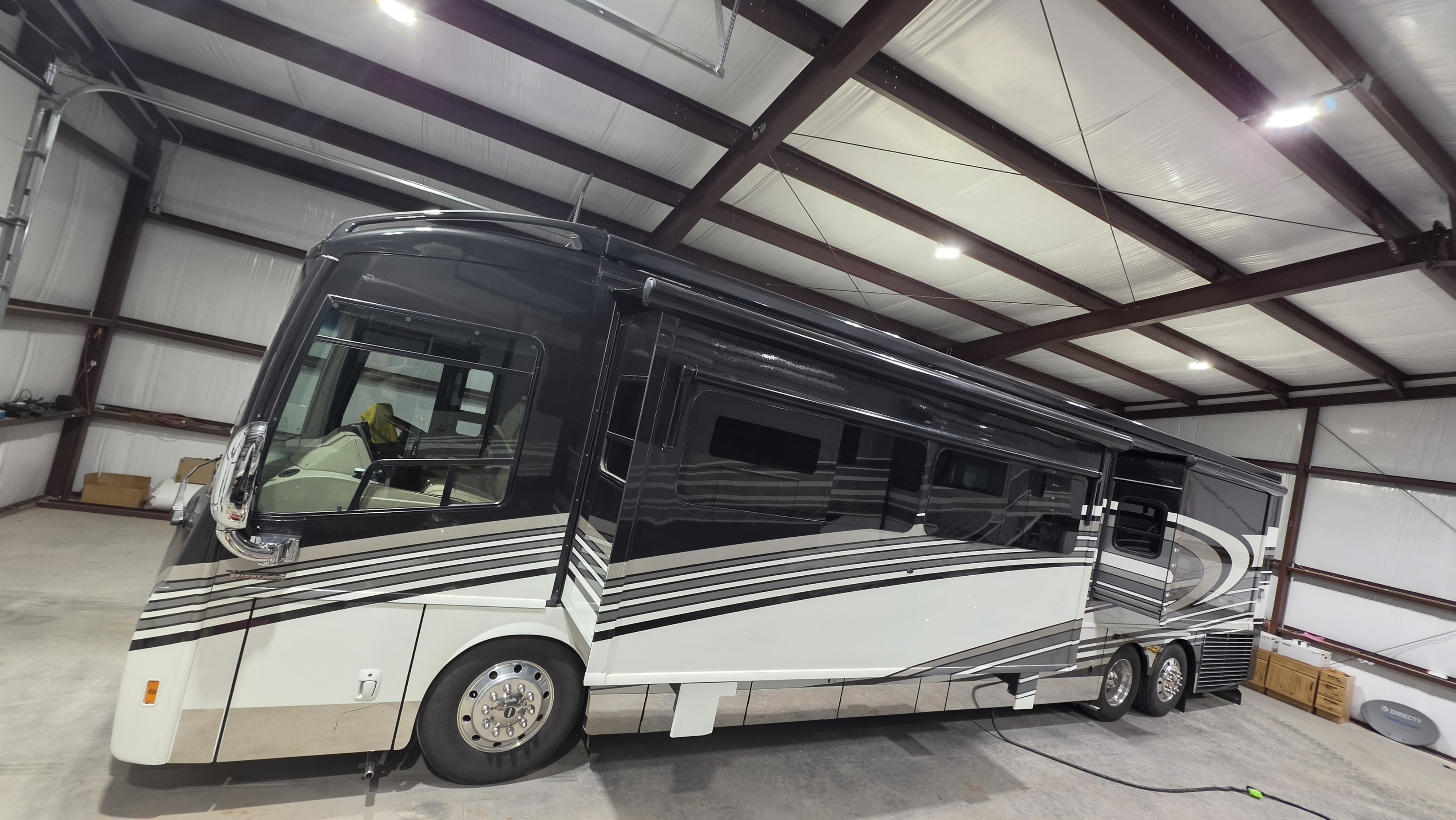 2017 Winnebago GRAND TOUR 45RL RV