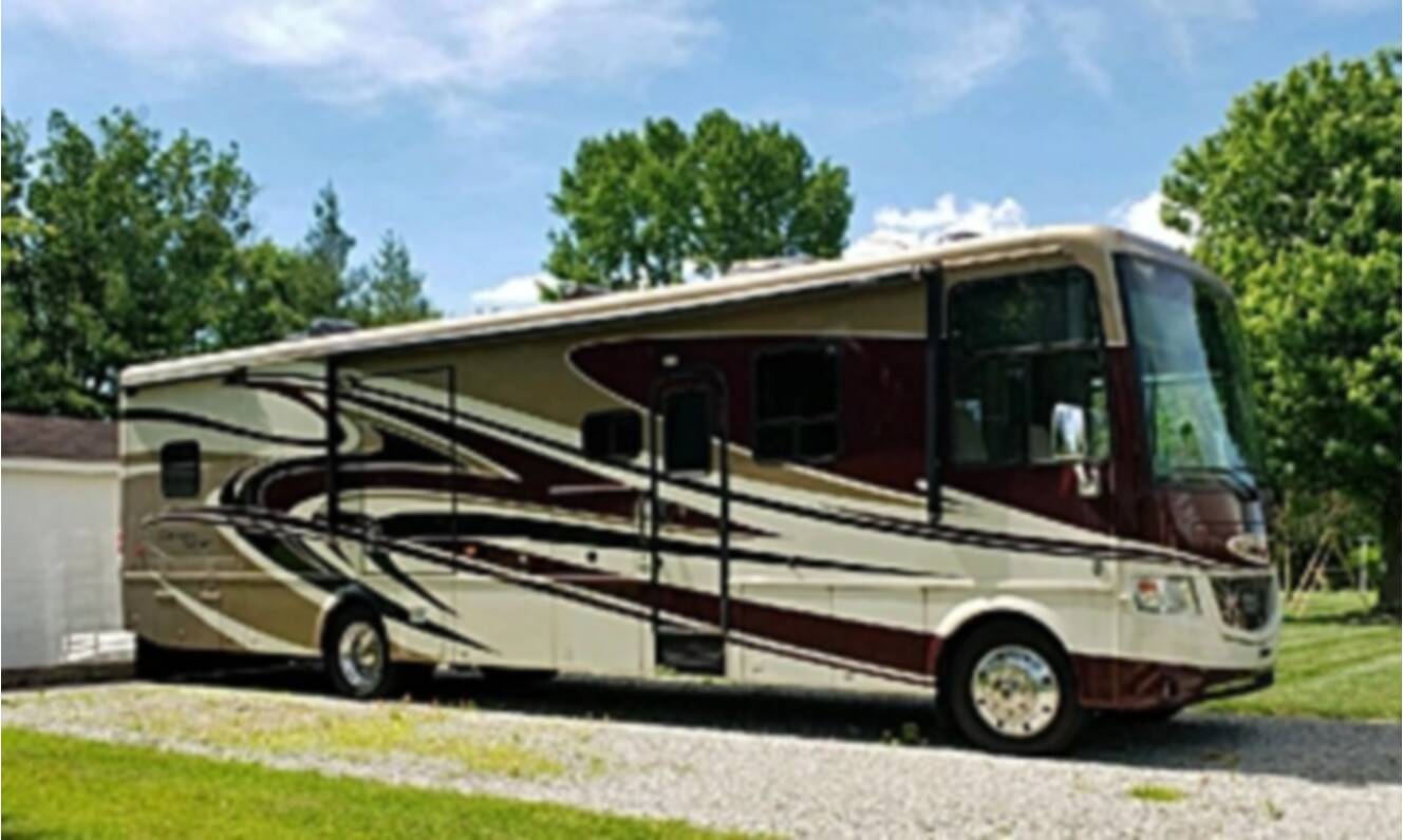A photo of this 2014 Newmar CANYON STAR 3911