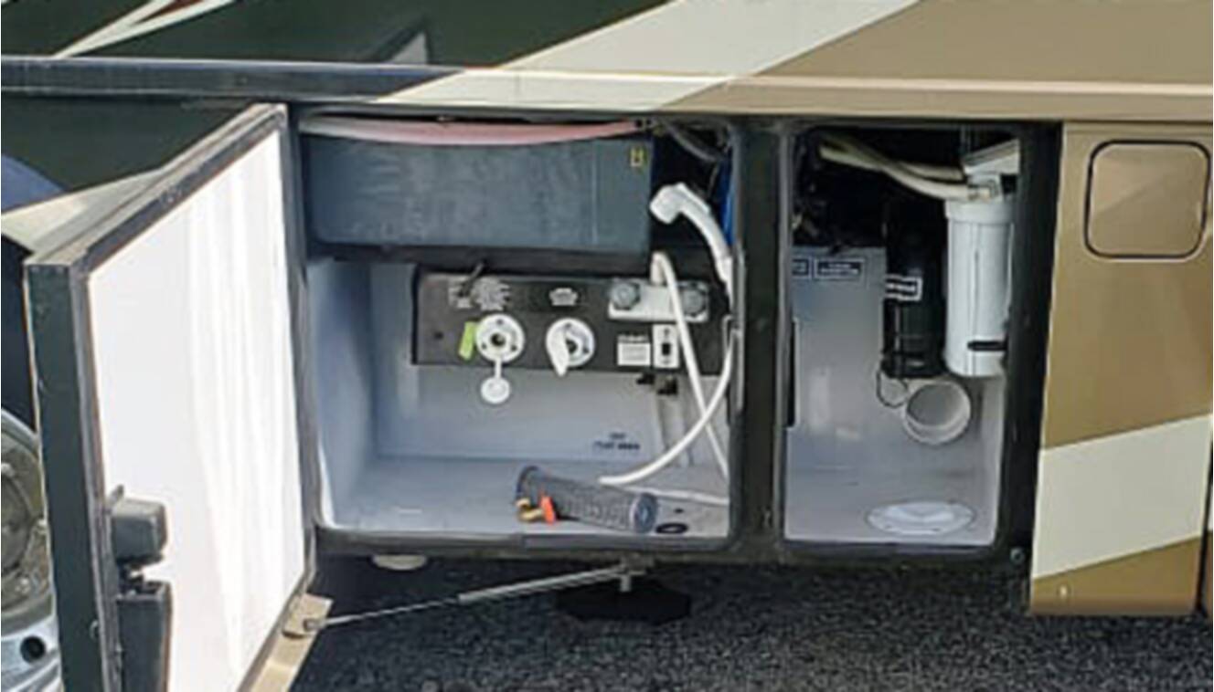 A photo of this 2014 Newmar CANYON STAR 3911
