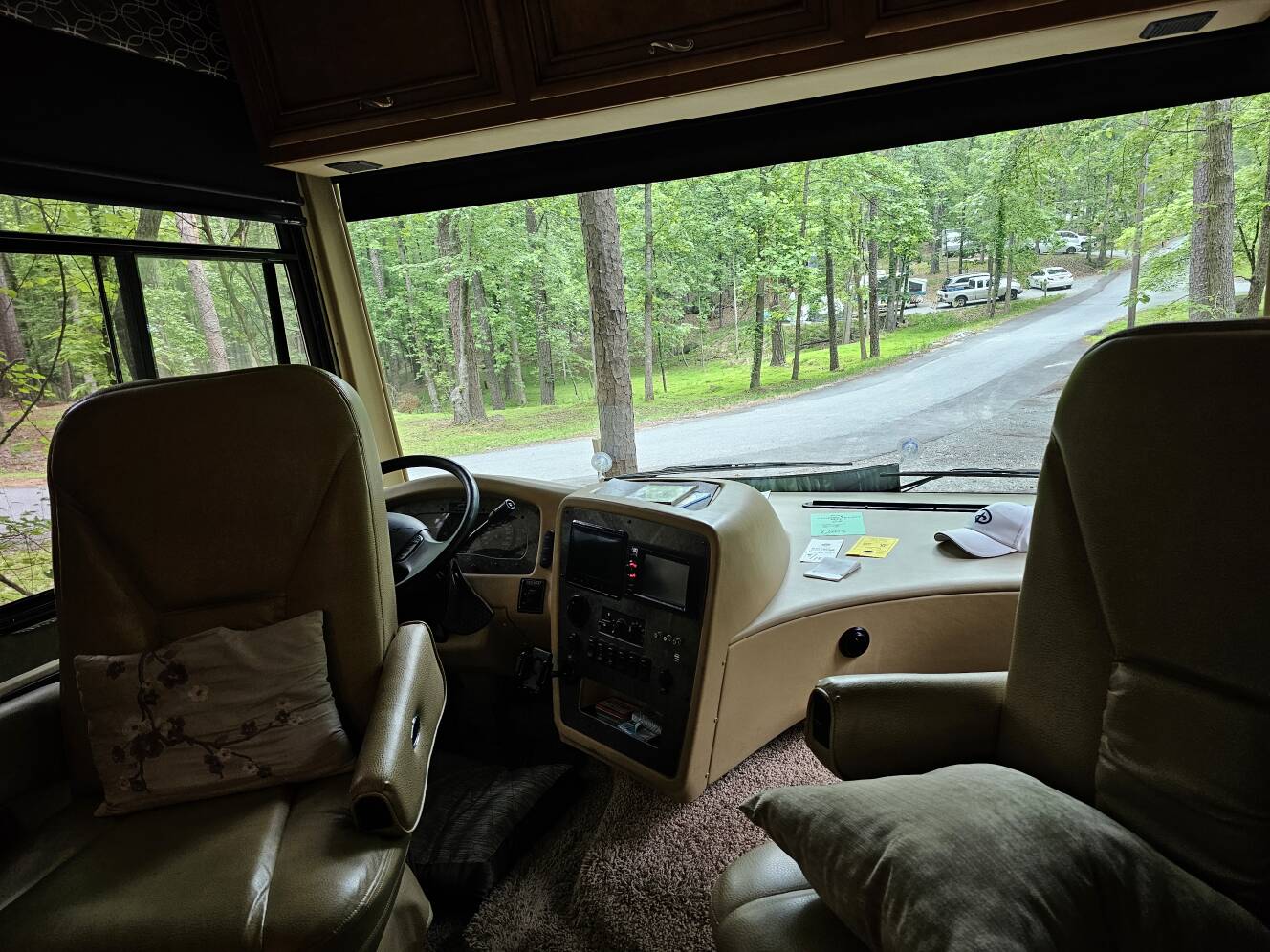 A photo of this 2014 Newmar CANYON STAR 3911
