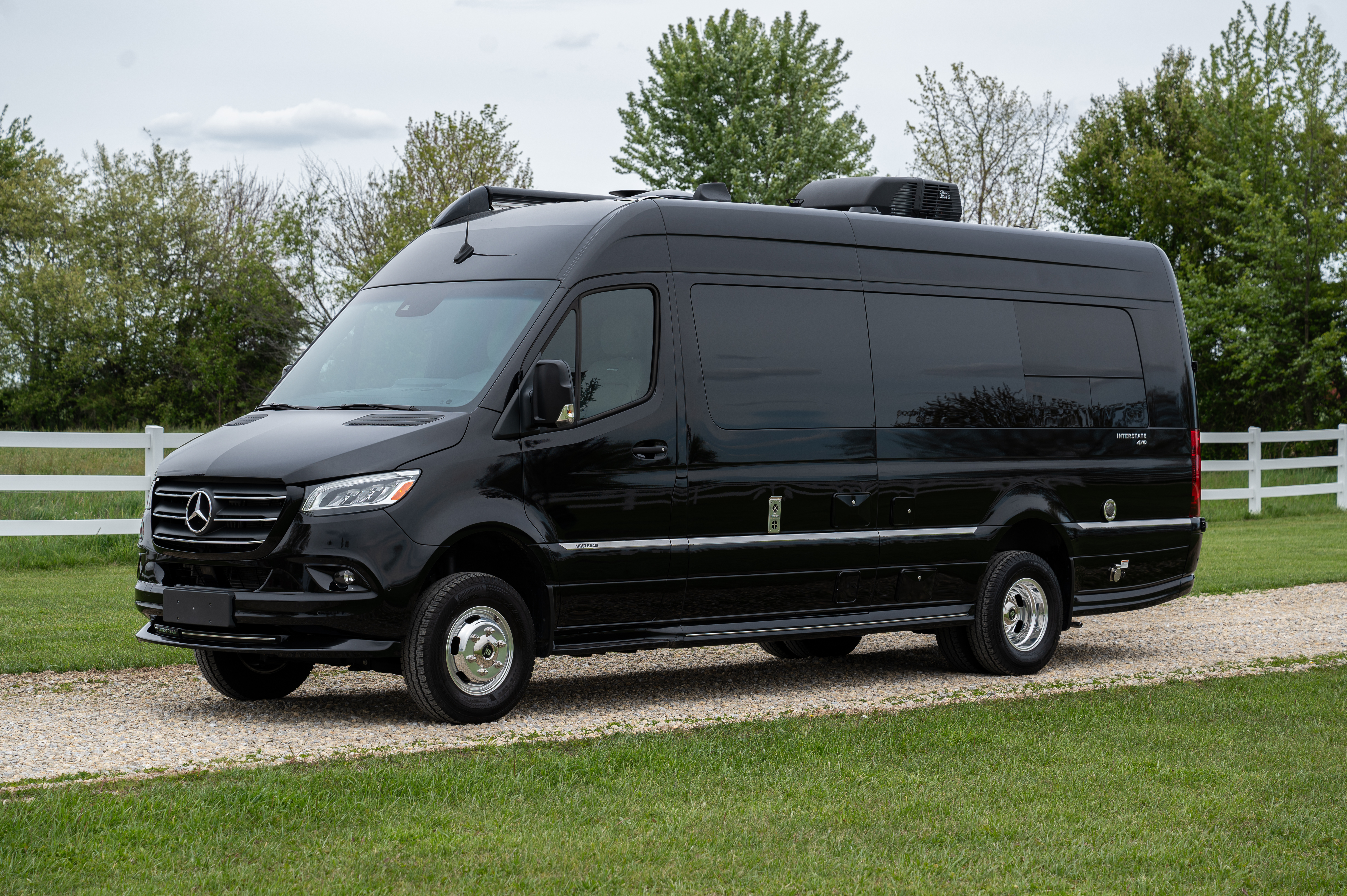 2023 Airstream INTERSTATE GRAND TOUR EXT GT 4 X 4 RV