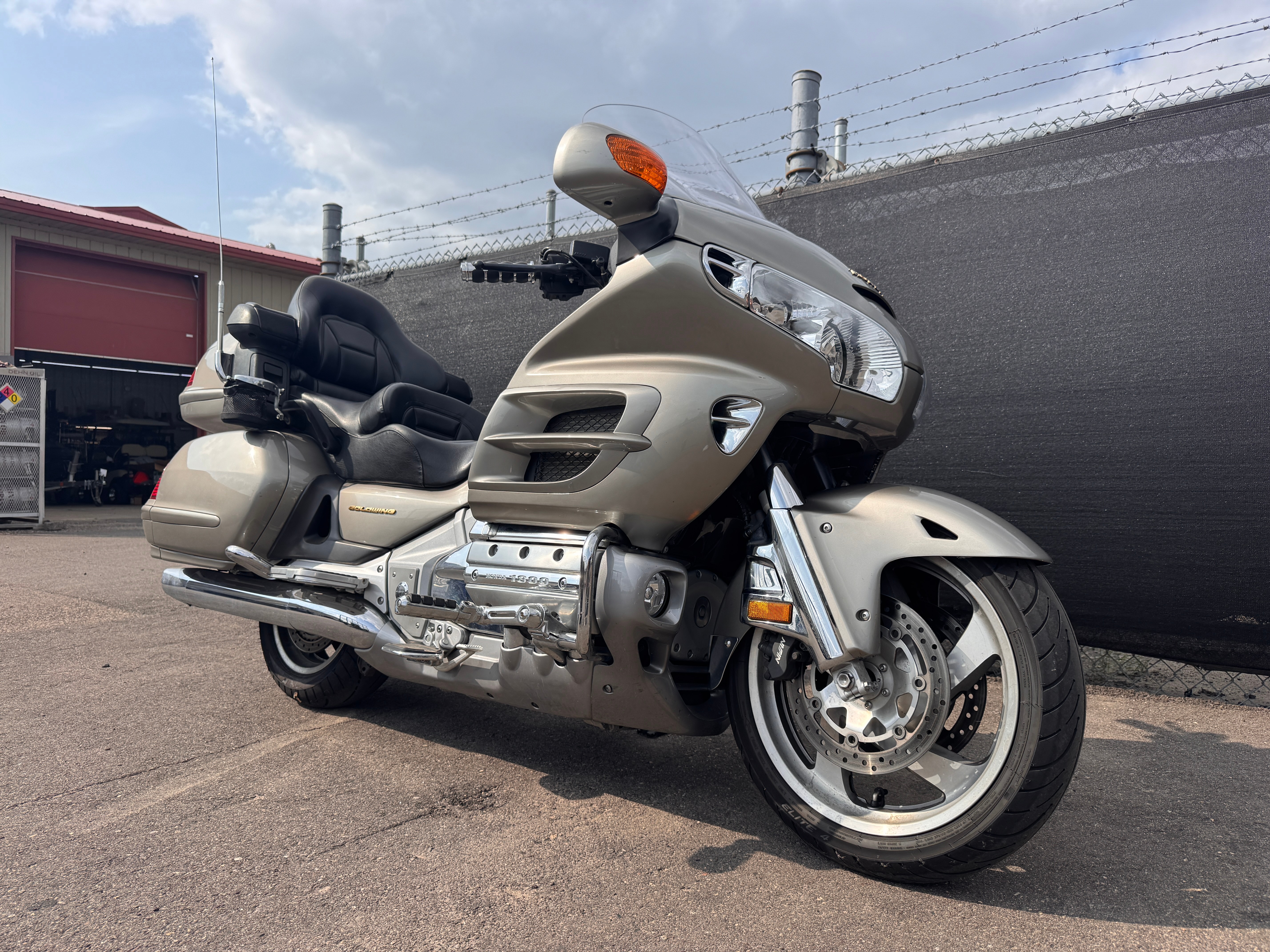 2002 Honda Gold Wing in ramsey MN
