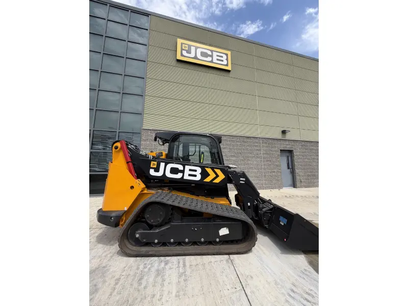2026 JCB 3TS-8T