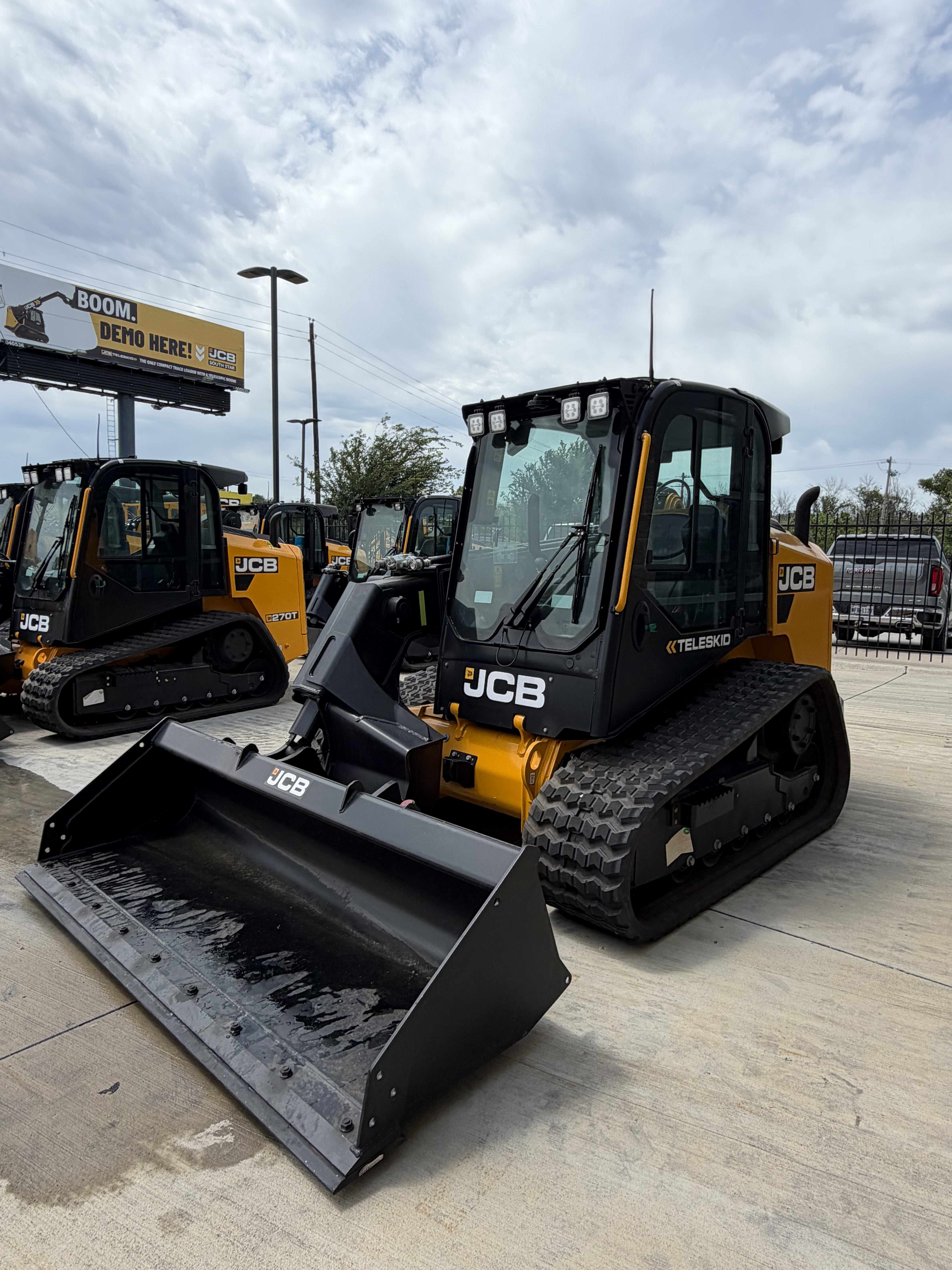 2026 JCB 3TS-8T in Lewisville, TX