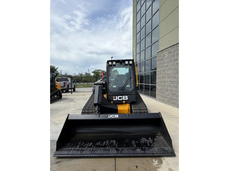 2026 JCB 3TS-8T