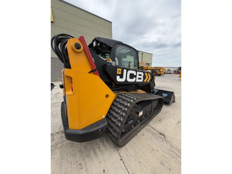 2026 JCB 3TS-8T
