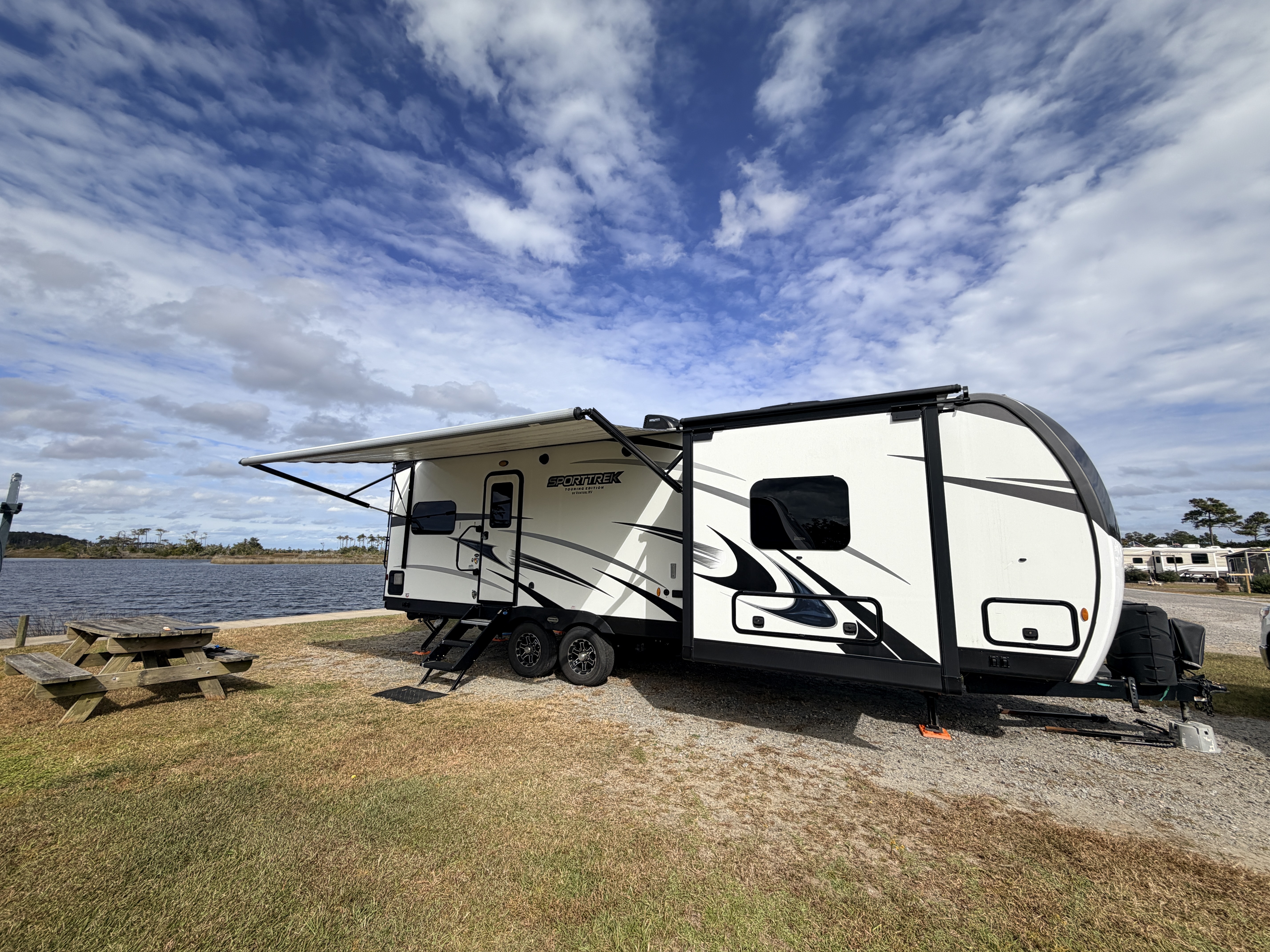 2022 Venture Rv SPORTTREK TOURING STT272VRK RV