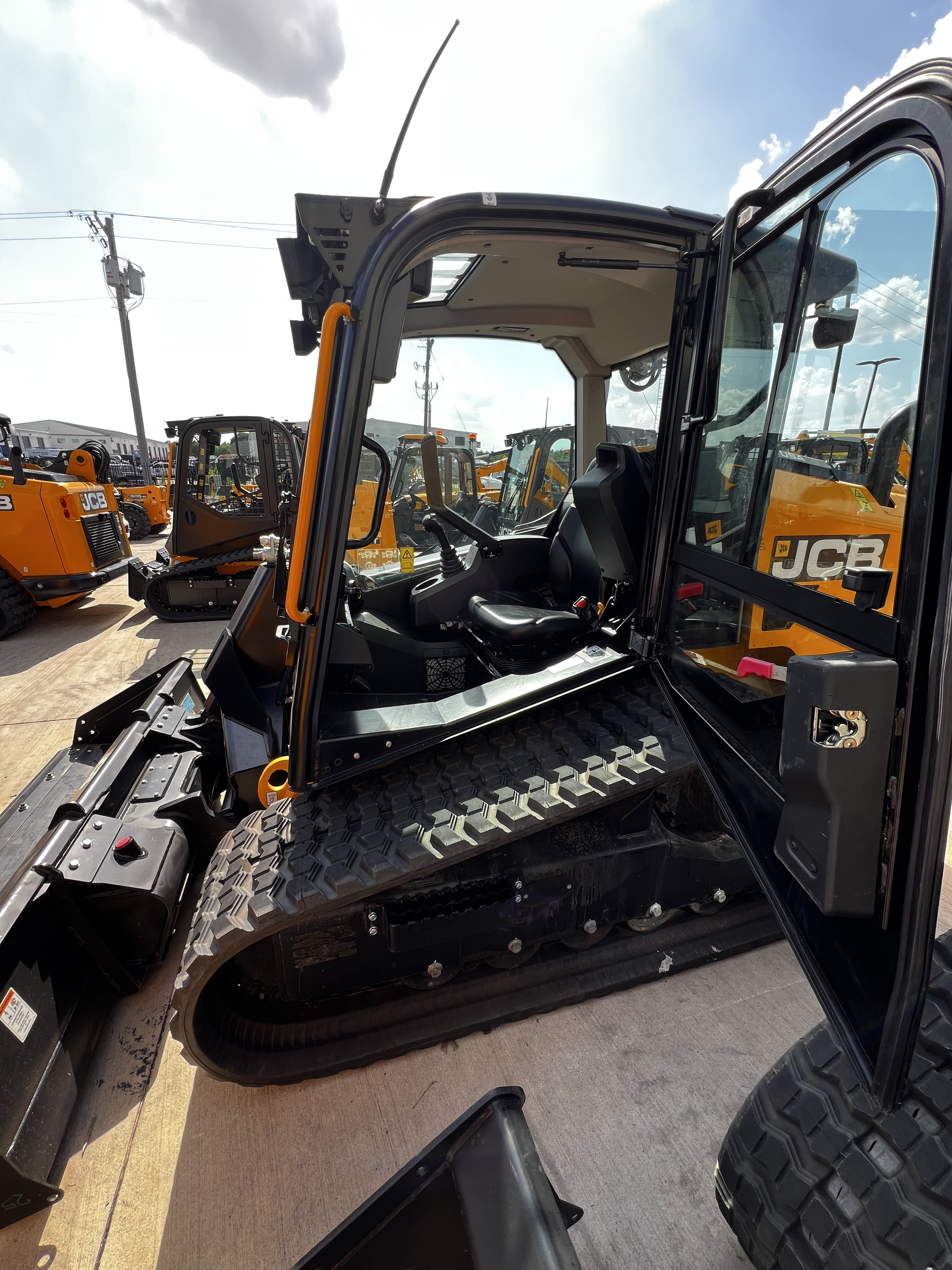 2025 JCB 300T CAB A/C in Lewisville, TX