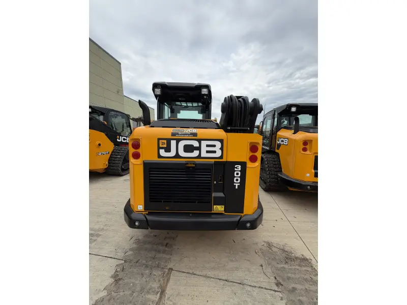 2025 JCB 300T CAB A/C