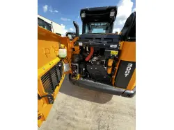 2025 JCB 300T CAB A/C