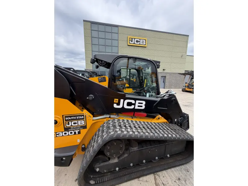 2025 JCB 300T CAB A/C