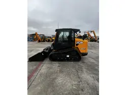 2025 JCB 300T CAB A/C