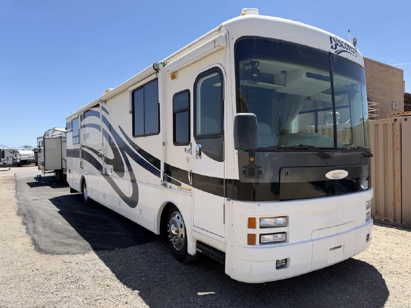 2001 FLEETWOOD DISCOVERY 37U