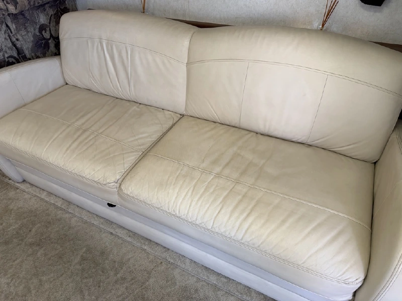 2001 FLEETWOOD DISCOVERY 37U