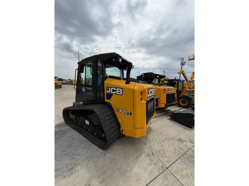 2025 JCB 300T