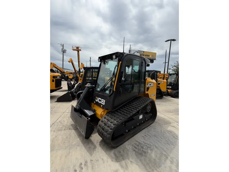 2025 JCB 300T