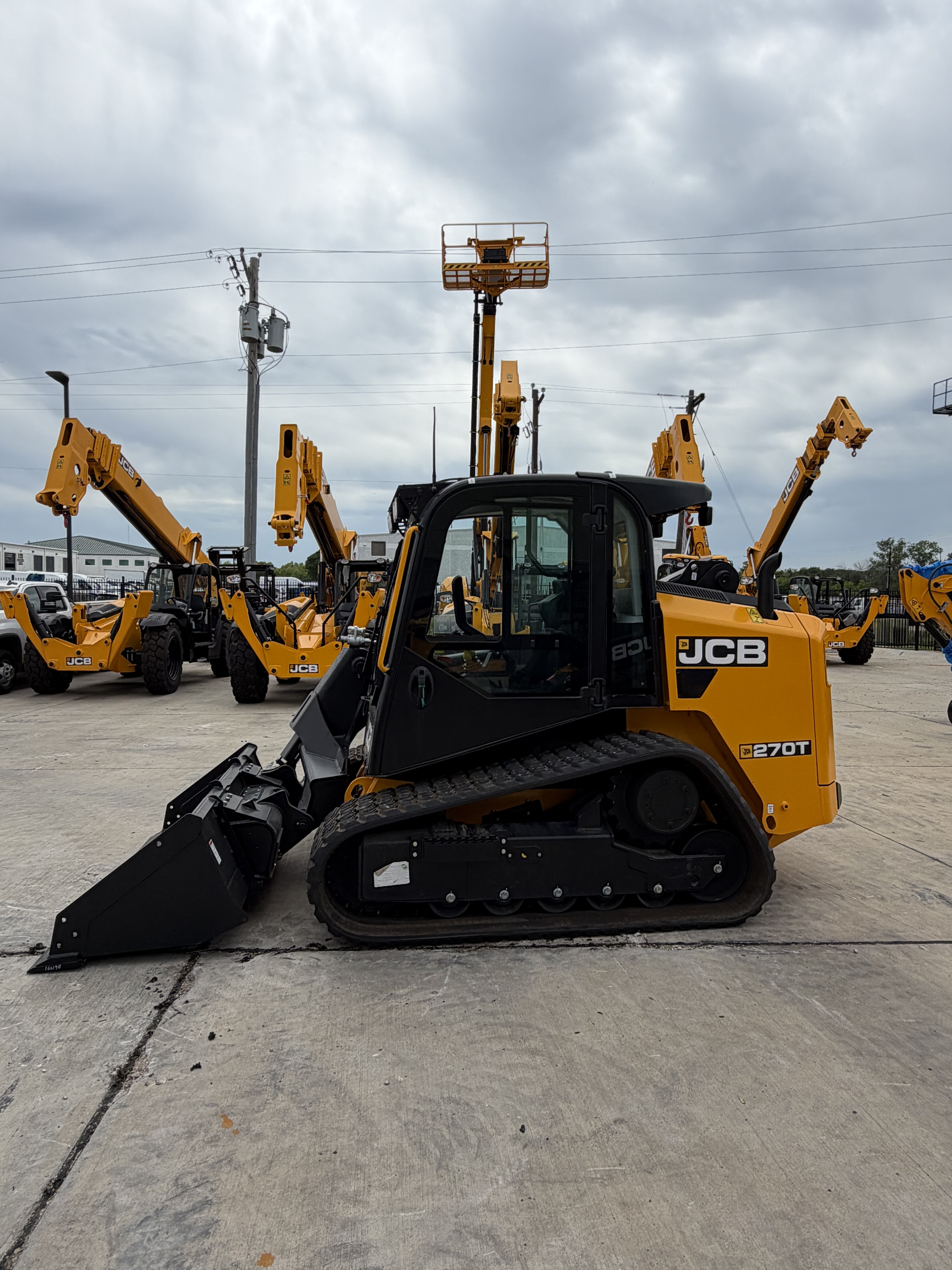 2026 JCB 270T in Lewisville, TX